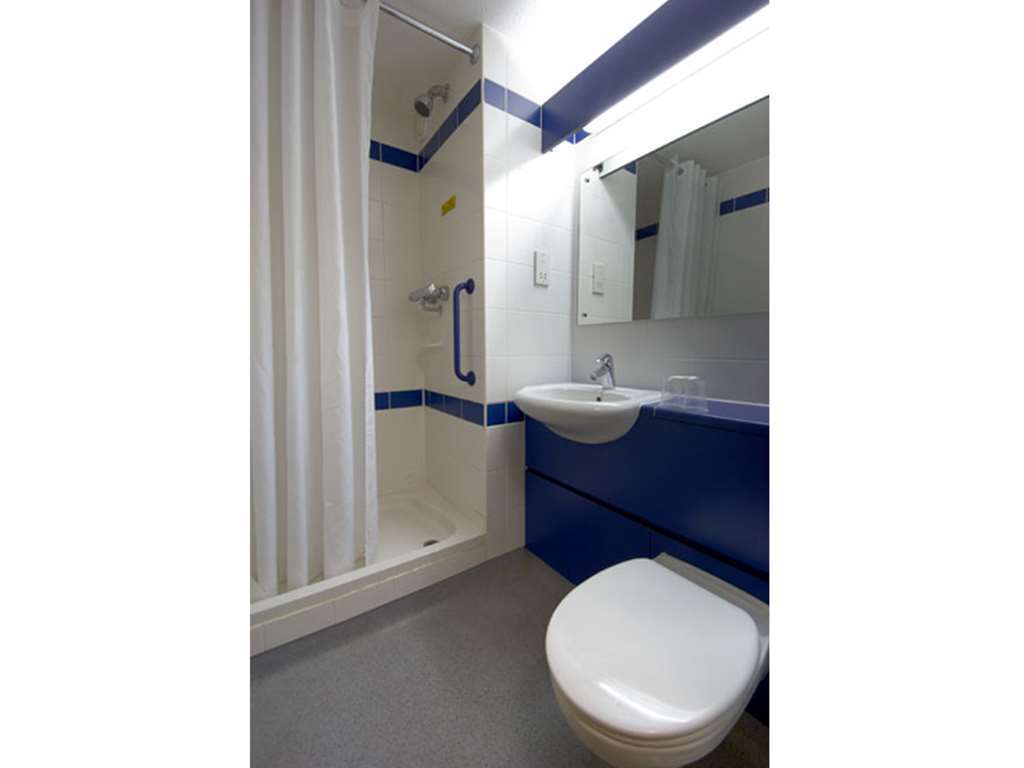 Travelodge Plymouth Habitación foto