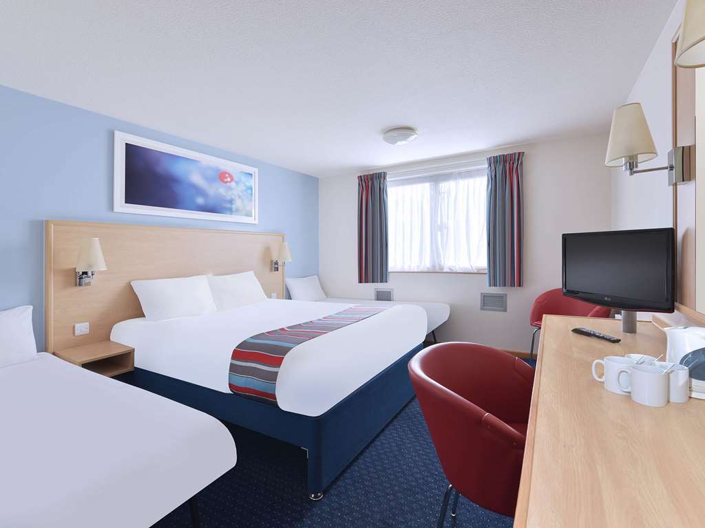 Travelodge Plymouth Habitación foto